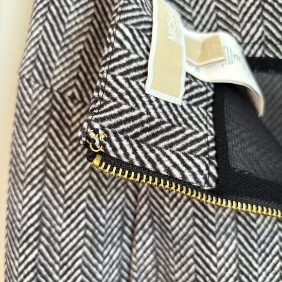 Michael Kors Women's 6 Pencil Skirt Geo Print Gold Zipper Office Chic Corporate - Picture 7 of 10
